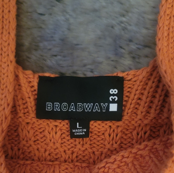 Woven tank "Broadway 38" -  Lg - Picture 2 of 3